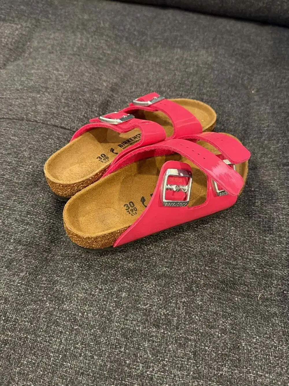 Birkenstock Kids Arizona Birko-Flor Patent Sandals Fuchsia Tulip Size 30